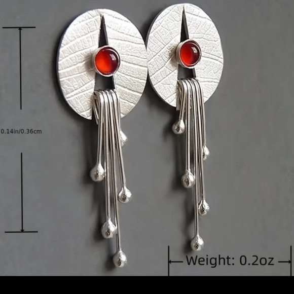 NEW UNIQUE SILVER PLATED TEARDROP EARRINGS - Picture 2 of 6